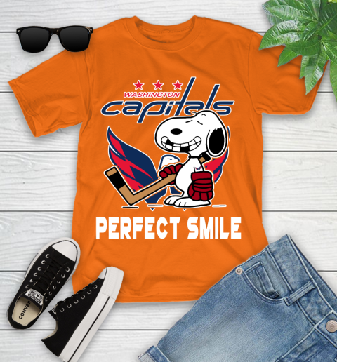 NHL Washington Capitals Snoopy Perfect Smile The Peanuts Movie Hockey T Shirt Youth T-Shirt 9