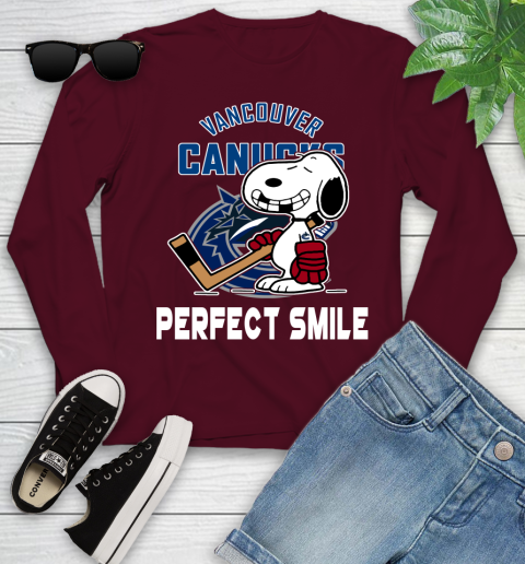 NHL Vancouver Canucks Snoopy Perfect Smile The Peanuts Movie Hockey T Shirt Youth Long Sleeve 6