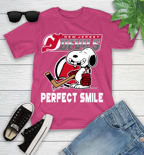 NHL New Jersey Devils Snoopy Perfect Smile The Peanuts Movie Hockey T Shirt Youth T-Shirt 11