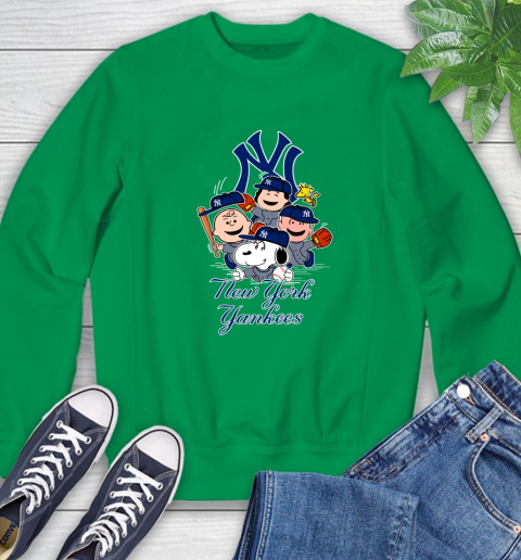 MLB New York Yankees Snoopy Charlie Brown Woodstock The Peanuts Movie Baseball T Shirt_000 Sweatshirt 7