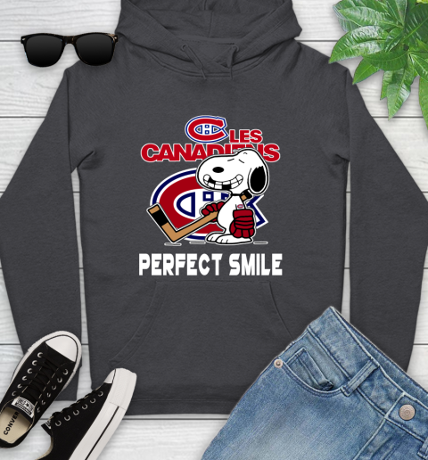 NHL Montreal Canadiens Snoopy Perfect Smile The Peanuts Movie Hockey T Shirt Youth Hoodie 8