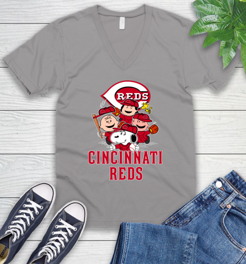 MLB Cincinnati Reds Snoopy Charlie Brown Woodstock The Peanuts Movie Baseball T Shirt_000 V-Neck T-Shirt 3
