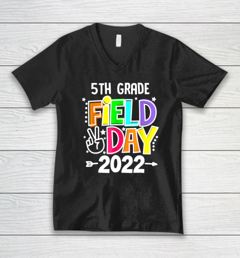 5th Grade Field Day 2022 Let The Games Begin 5th Grade SQUAD V-Neck T-Shirt