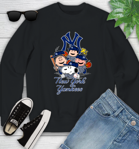 MLB New York Yankees Snoopy Charlie Brown Woodstock The Peanuts Movie Baseball T Shirt_000 Youth Sweatshirt