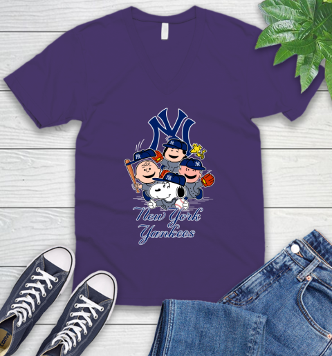 MLB New York Yankees Snoopy Charlie Brown Woodstock The Peanuts Movie Baseball T Shirt_000 V-Neck T-Shirt 9