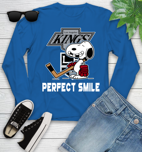 NHL Los Angeles Kings Snoopy Perfect Smile The Peanuts Movie Hockey T Shirt Youth Long Sleeve 10