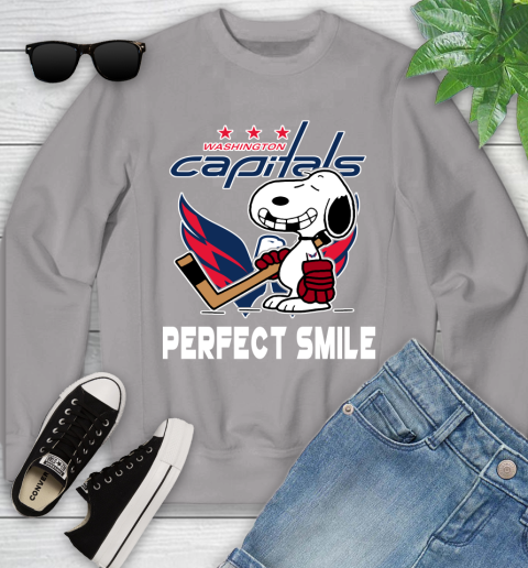 NHL Washington Capitals Snoopy Perfect Smile The Peanuts Movie Hockey T Shirt Youth Sweatshirt 3