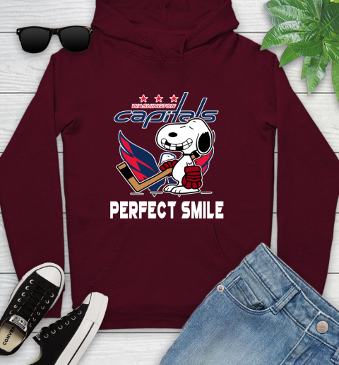 NHL Washington Capitals Snoopy Perfect Smile The Peanuts Movie Hockey T Shirt Youth Hoodie 7