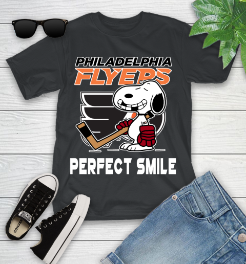 NHL Philadelphia Flyers Snoopy Perfect Smile The Peanuts Movie Hockey T Shirt Youth T-Shirt