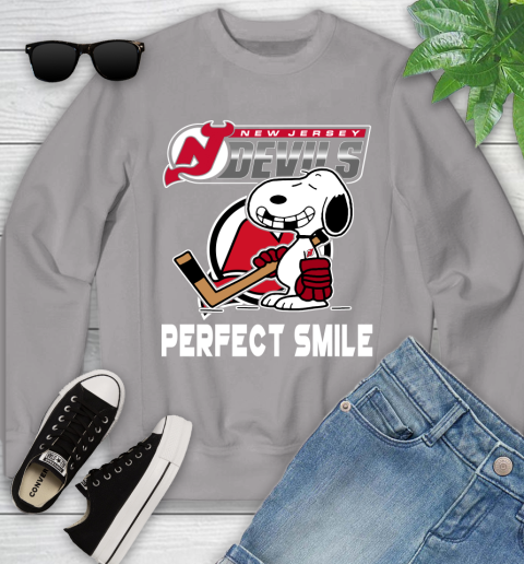 NHL New Jersey Devils Snoopy Perfect Smile The Peanuts Movie Hockey T Shirt Youth Sweatshirt 3