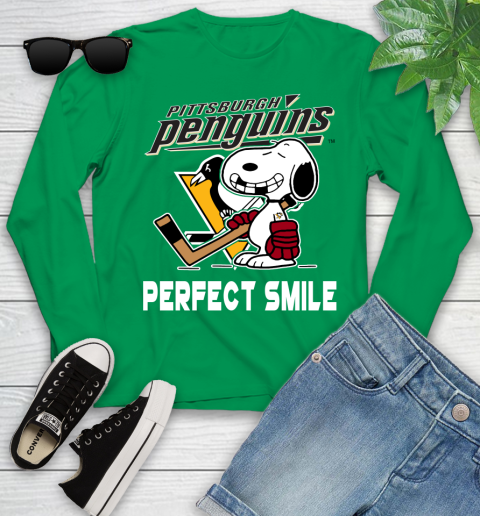 NHL Pittsburgh Penguins Snoopy Perfect Smile The Peanuts Movie Hockey T Shirt Youth Long Sleeve 7