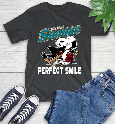 NHL San Jose Sharks Snoopy Perfect Smile The Peanuts Movie Hockey T Shirt T-Shirt
