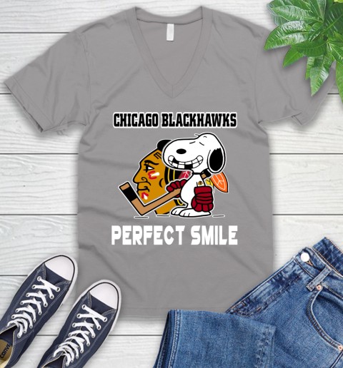 NHL Chicago Blackhawks Snoopy Perfect Smile The Peanuts Movie Hockey T Shirt V-Neck T-Shirt 3