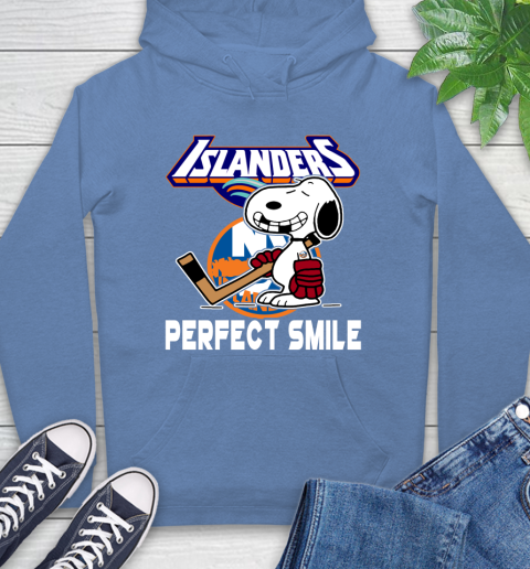 NHL New York Islanders Snoopy Perfect Smile The Peanuts Movie Hockey T Shirt Hoodie 23