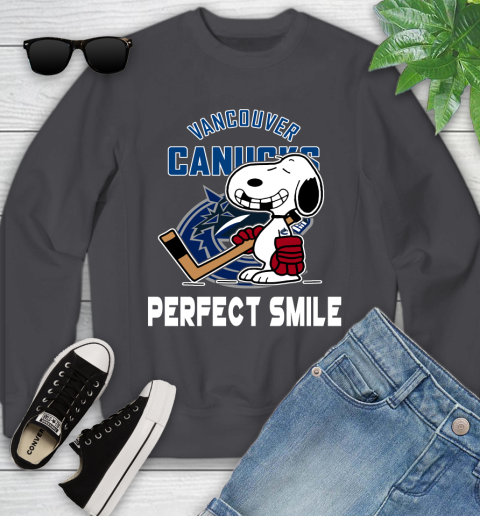 NHL Vancouver Canucks Snoopy Perfect Smile The Peanuts Movie Hockey T Shirt Youth Sweatshirt 5
