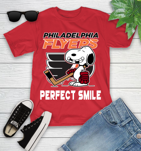 NHL Philadelphia Flyers Snoopy Perfect Smile The Peanuts Movie Hockey T Shirt Youth T-Shirt 13