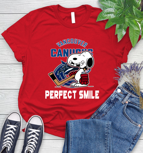 NHL Vancouver Canucks Snoopy Perfect Smile The Peanuts Movie Hockey T Shirt Women's T-Shirt 13