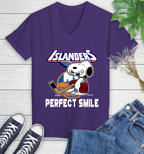 NHL New York Islanders Snoopy Perfect Smile The Peanuts Movie Hockey T Shirt Women's V-Neck T-Shirt 3