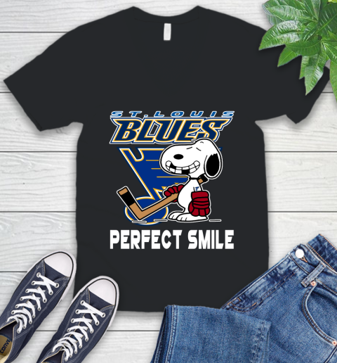NHL St.Louis Blues Snoopy Perfect Smile The Peanuts Movie Hockey T Shirt V-Neck T-Shirt