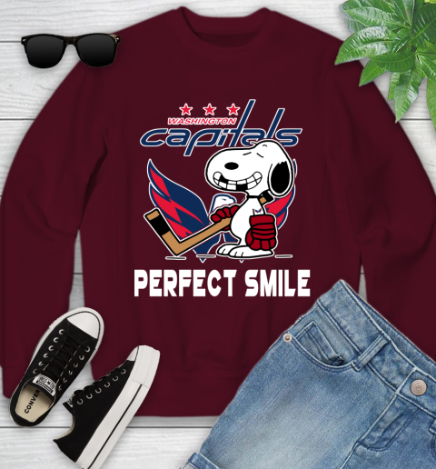 NHL Washington Capitals Snoopy Perfect Smile The Peanuts Movie Hockey T Shirt Youth Sweatshirt 4