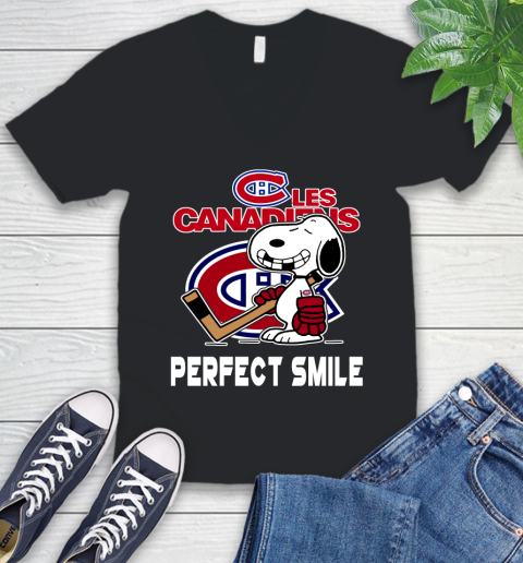 NHL Montreal Canadiens Snoopy Perfect Smile The Peanuts Movie Hockey T Shirt V-Neck T-Shirt