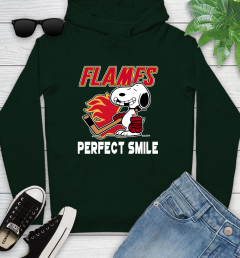 NHL Calgary Flames Snoopy Perfect Smile The Peanuts Movie Hockey T Shirt Youth Hoodie 14