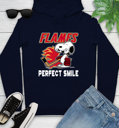 NHL Calgary Flames Snoopy Perfect Smile The Peanuts Movie Hockey T Shirt Youth Hoodie 3