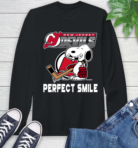 NHL New Jersey Devils Snoopy Perfect Smile The Peanuts Movie Hockey T Shirt Long Sleeve T-Shirt