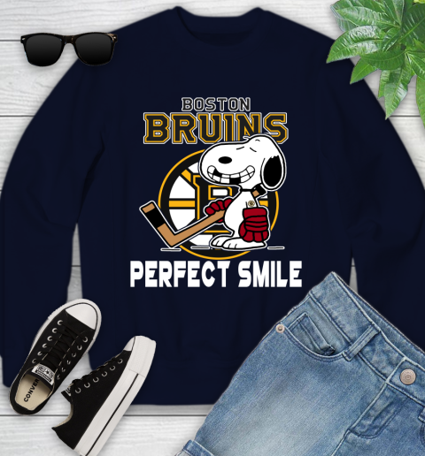 NHL Boston Bruins Snoopy Perfect Smile The Peanuts Movie Hockey T Shirt Youth Sweatshirt 2