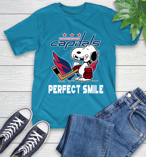 NHL Washington Capitals Snoopy Perfect Smile The Peanuts Movie Hockey T Shirt T-Shirt 9