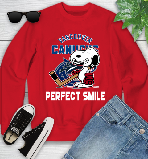NHL Vancouver Canucks Snoopy Perfect Smile The Peanuts Movie Hockey T Shirt Youth Sweatshirt 8