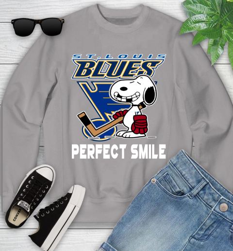 NHL St.Louis Blues Snoopy Perfect Smile The Peanuts Movie Hockey T Shirt Youth Sweatshirt 3