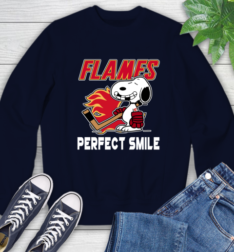 NHL Calgary Flames Snoopy Perfect Smile The Peanuts Movie Hockey T Shirt Sweatshirt 2