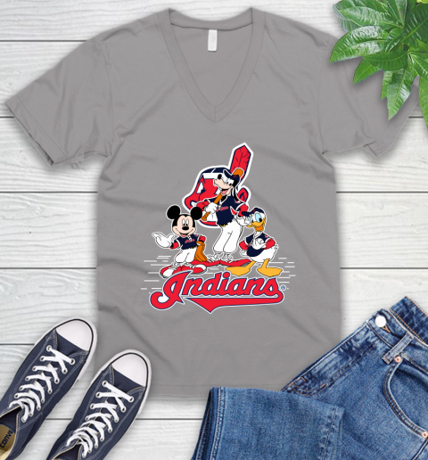 MLB Cleveland Indians Mickey Mouse Donald Duck Goofy Baseball T Shirt V-Neck T-Shirt 3