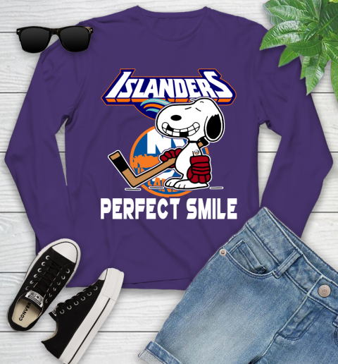 NHL New York Islanders Snoopy Perfect Smile The Peanuts Movie Hockey T Shirt Youth Long Sleeve 4
