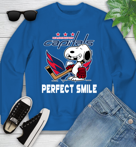NHL Washington Capitals Snoopy Perfect Smile The Peanuts Movie Hockey T Shirt Youth Sweatshirt 7