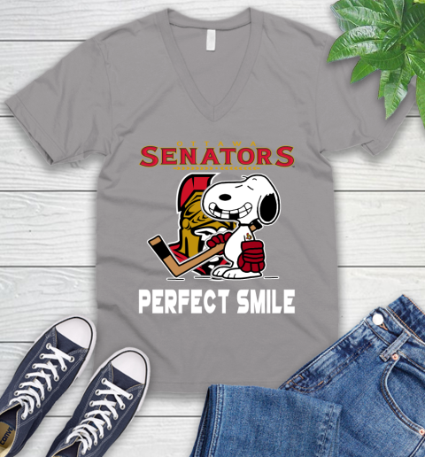 NHL New York Rangers Snoopy Perfect Smile The Peanuts Movie Hockey T Shirt V-Neck T-Shirt 3