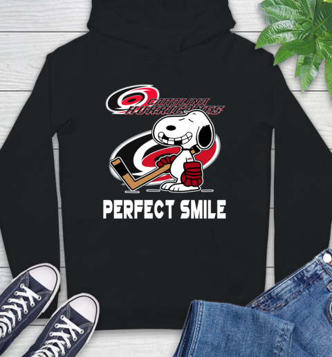 NHL Carolina Hurricanes Snoopy Perfect Smile The Peanuts Movie Hockey T Shirt Hoodie