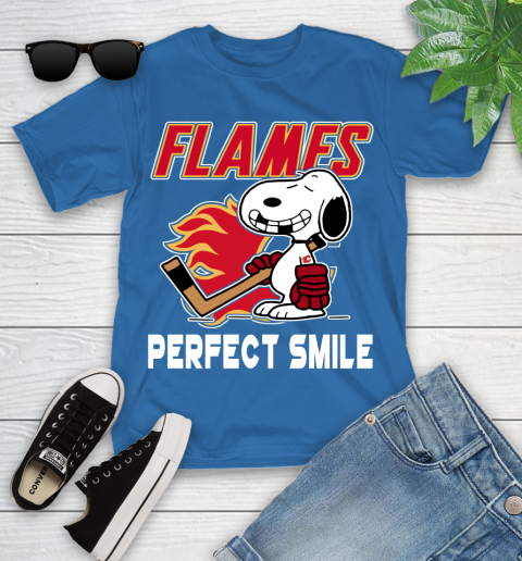 NHL Calgary Flames Snoopy Perfect Smile The Peanuts Movie Hockey T Shirt Youth T-Shirt 12