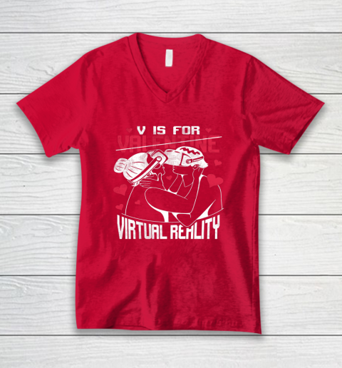 V Is For Virtual Reality Funny Valentine Couples Lovers Kiss V-Neck T-Shirt 5