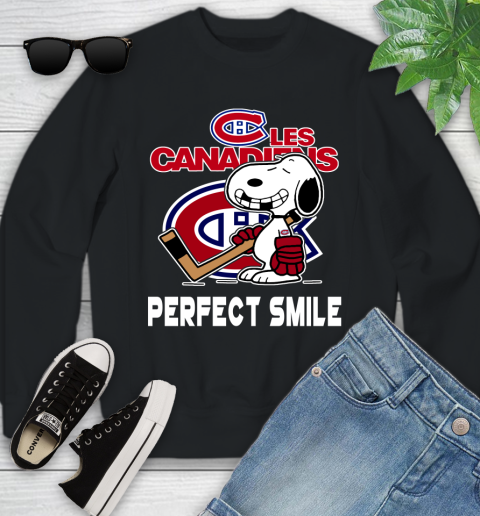 NHL Montreal Canadiens Snoopy Perfect Smile The Peanuts Movie Hockey T Shirt Youth Sweatshirt
