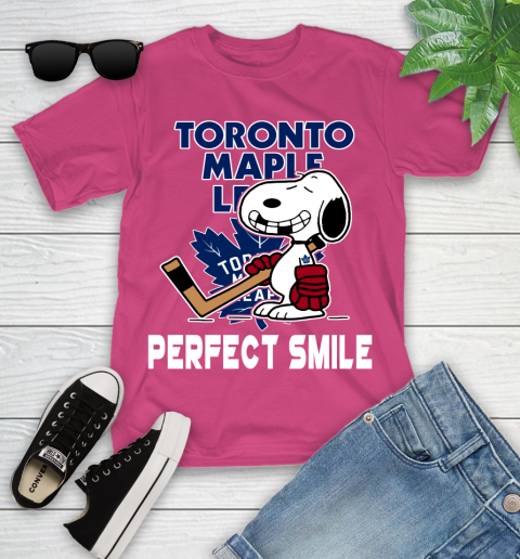 NHL Toronto Maple Leafs Snoopy Perfect Smile The Peanuts Movie Hockey T Shirt Youth T-Shirt 11