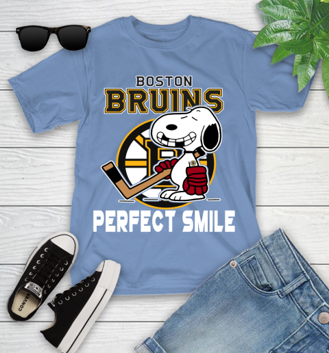 NHL Boston Bruins Snoopy Perfect Smile The Peanuts Movie Hockey T Shirt Youth T-Shirt 15