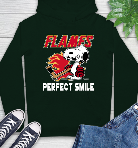 NHL Calgary Flames Snoopy Perfect Smile The Peanuts Movie Hockey T Shirt Hoodie 12