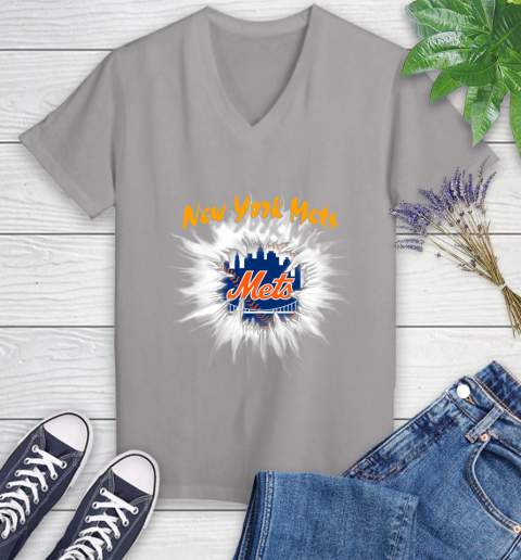 New York Mets MLB Baseball Adoring Fan Rip Sports Women's V-Neck T-Shirt 4