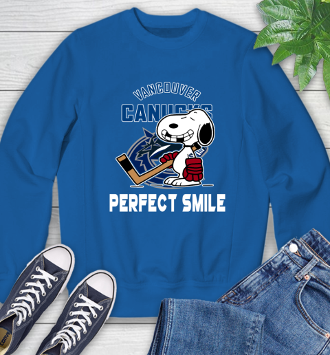 NHL Vancouver Canucks Snoopy Perfect Smile The Peanuts Movie Hockey T Shirt Sweatshirt 9