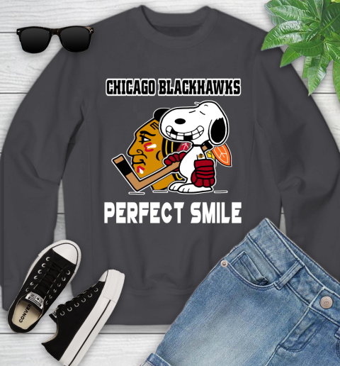 NHL Chicago Blackhawks Snoopy Perfect Smile The Peanuts Movie Hockey T Shirt Youth Sweatshirt 5