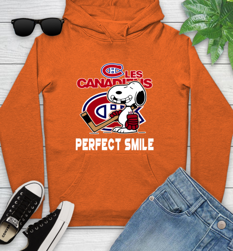 NHL Montreal Canadiens Snoopy Perfect Smile The Peanuts Movie Hockey T Shirt Youth Hoodie 4