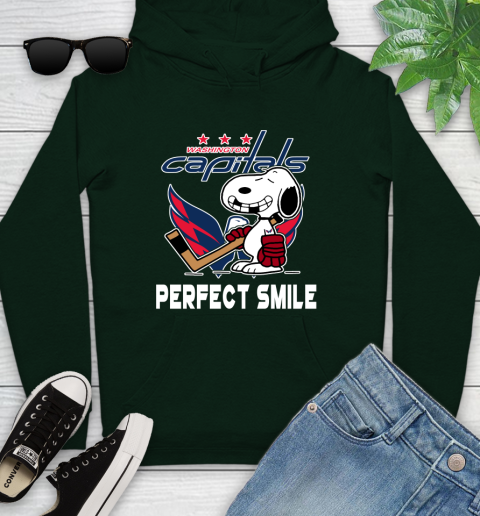 NHL Washington Capitals Snoopy Perfect Smile The Peanuts Movie Hockey T Shirt Youth Hoodie 14