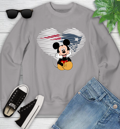 NFL New England Patriots The Heart Mickey Mouse Disney Football T Shirt_000 Youth Sweatshirt 3